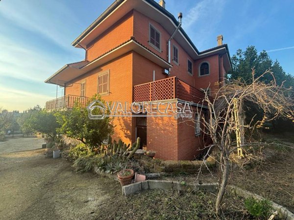 casa indipendente in vendita a Roma in zona Borghesiana