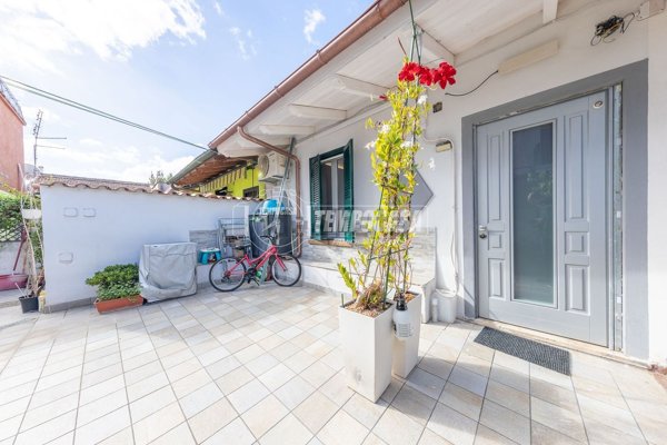 appartamento in vendita a Roma in zona Tuscolano