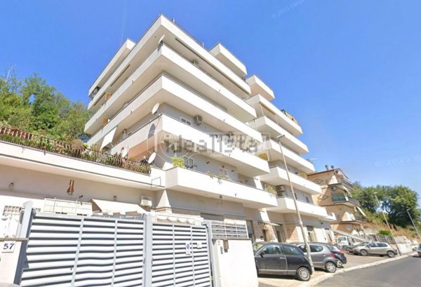 appartamento in vendita a Roma in zona Palmarola