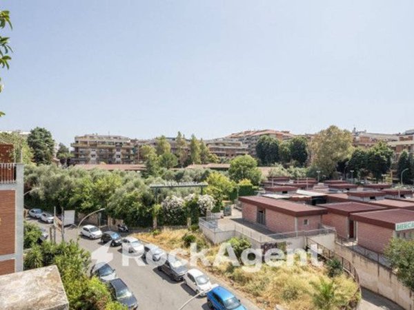appartamento in vendita a Roma in zona Portuense