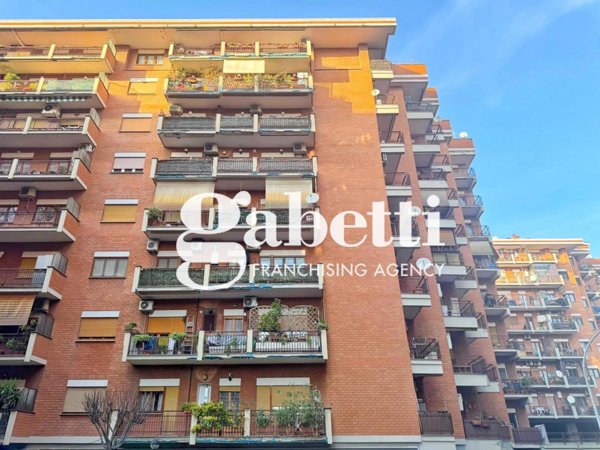 appartamento in vendita a Roma in zona Collatino