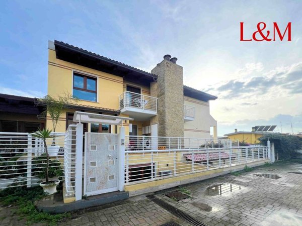 casa indipendente in vendita a Roma in zona Dragona/Bagnoletto