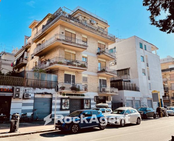 appartamento in vendita a Roma in zona Primavalle