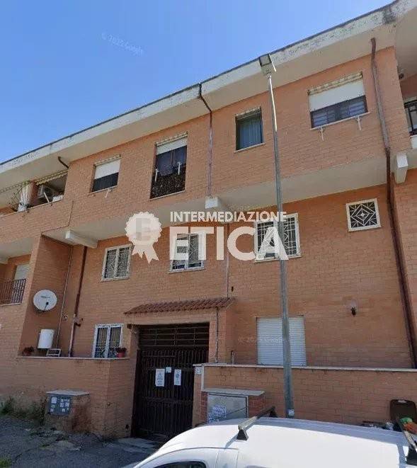 appartamento in vendita a Roma in zona Acilia