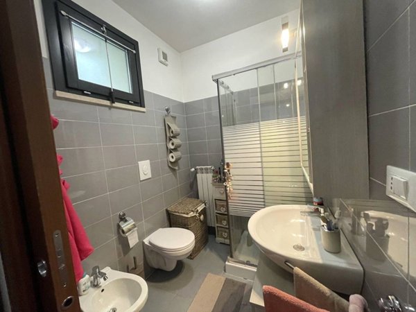 appartamento in vendita a Roma in zona Tor Cervara