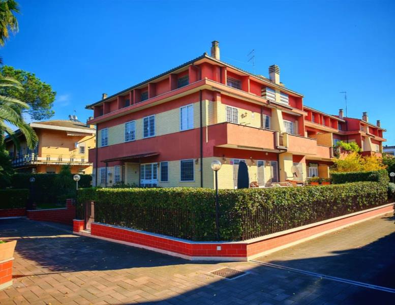 casa indipendente in vendita a Roma in zona Axa