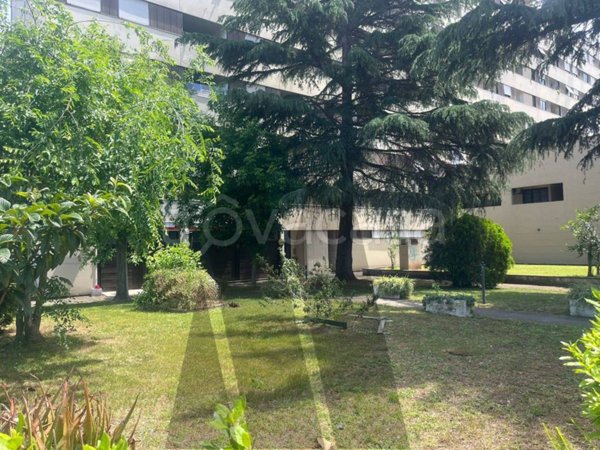 appartamento in vendita a Roma in zona Ostiense