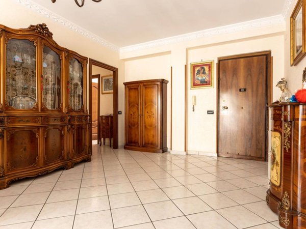 appartamento in vendita a Roma in zona Prenestino-Labicano