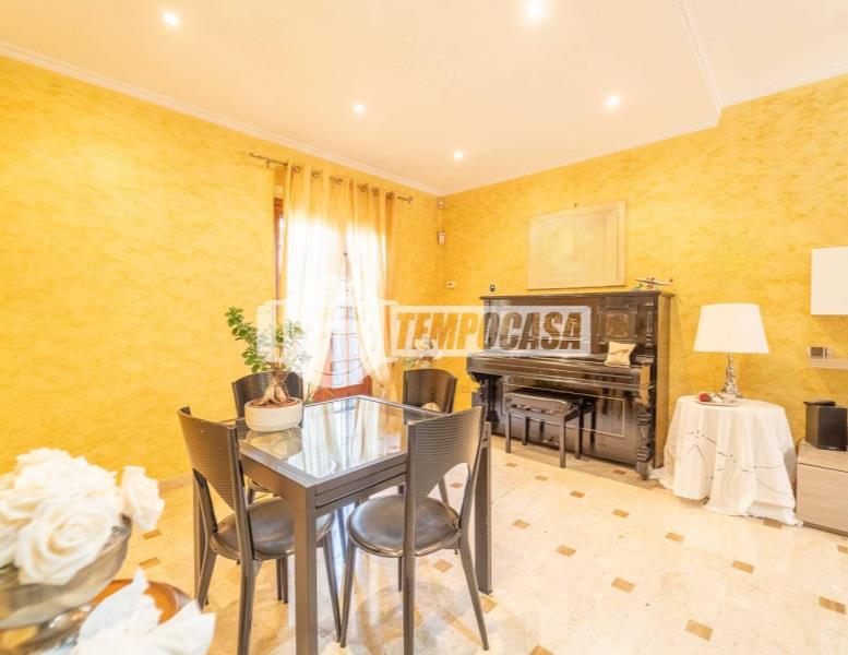 casa indipendente in vendita a Roma in zona Casal Morena
