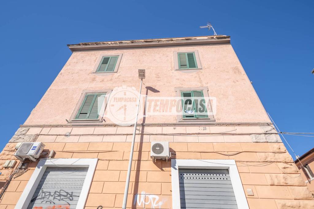 appartamento in vendita a Roma in zona Prenestino-Labicano
