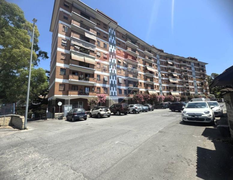 appartamento in vendita a Roma in zona Acilia
