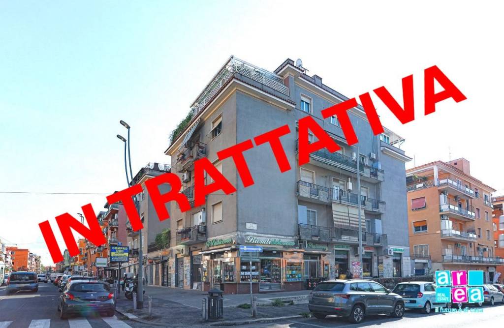 appartamento in vendita a Roma in zona Prenestino-Centocelle