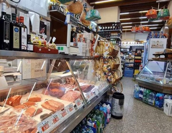 negozio in vendita a Roma in zona Trieste