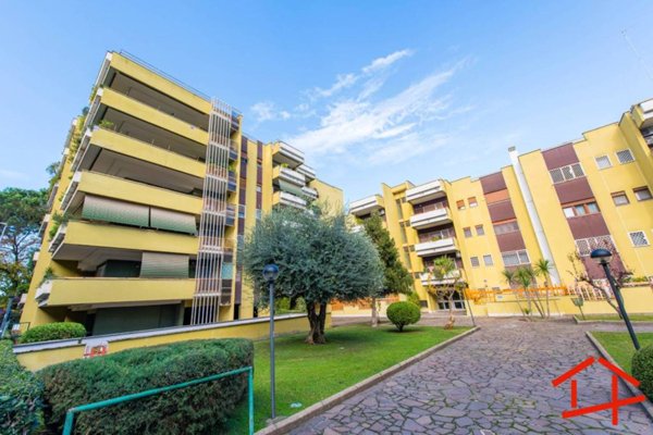appartamento in vendita a Roma in zona Giuliano Dalmata