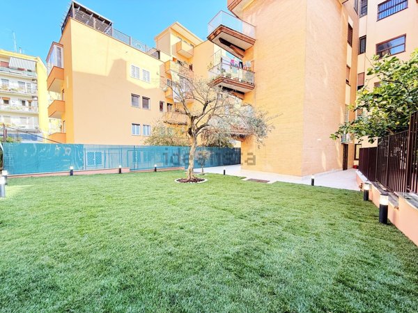 appartamento in vendita a Roma in zona Monte Sacro/Talenti