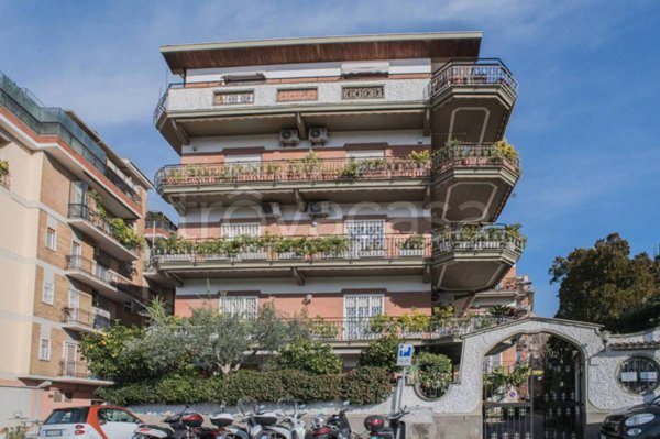 appartamento in vendita a Roma in zona Monte Sacro/Talenti