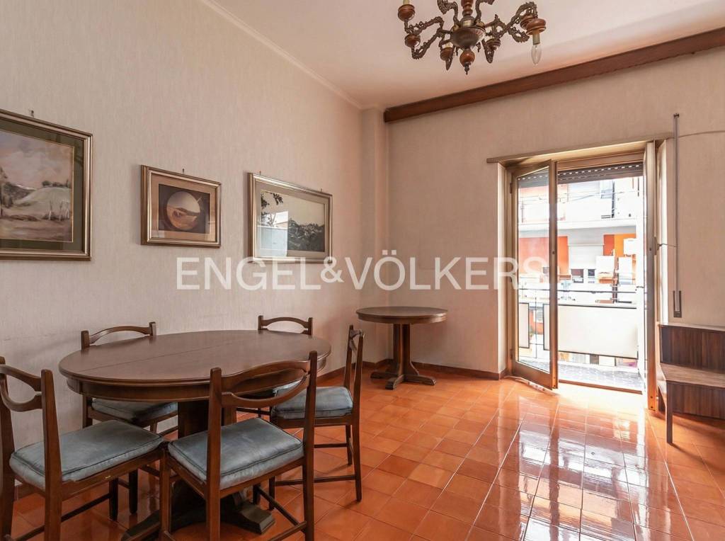 appartamento in vendita a Roma in zona Tuscolano