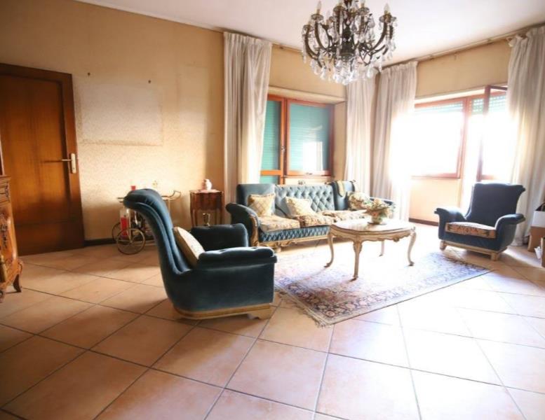 appartamento in vendita a Roma in zona Ostia