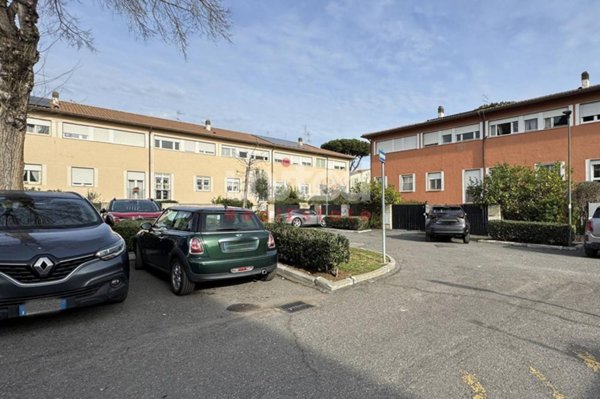 casa indipendente in vendita a Roma