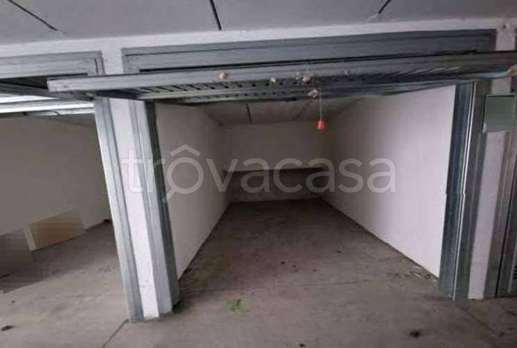 appartamento in vendita a Roma in zona Infernetto