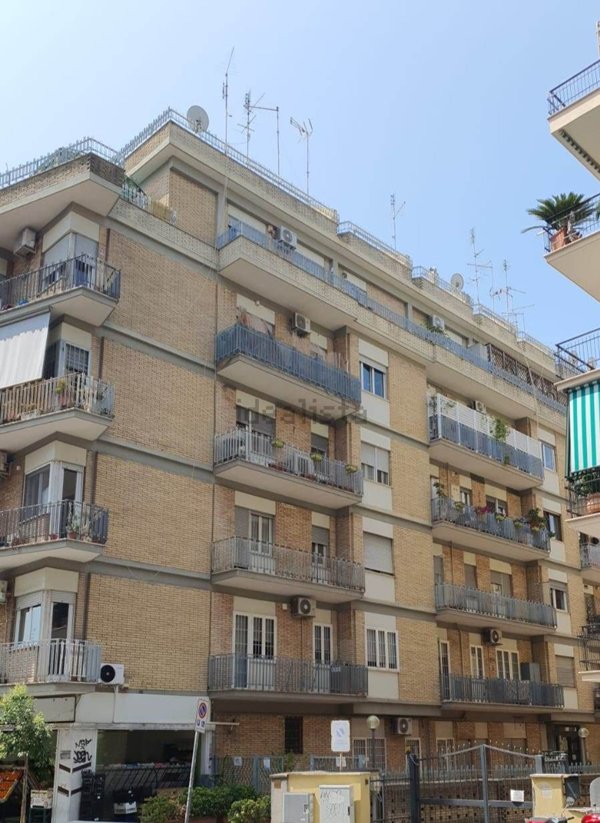 appartamento in vendita a Roma in zona Gianicolense