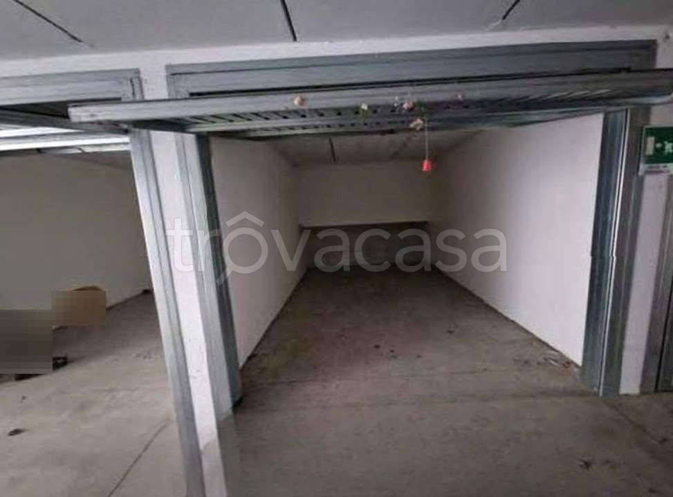 appartamento in vendita a Roma in zona Infernetto