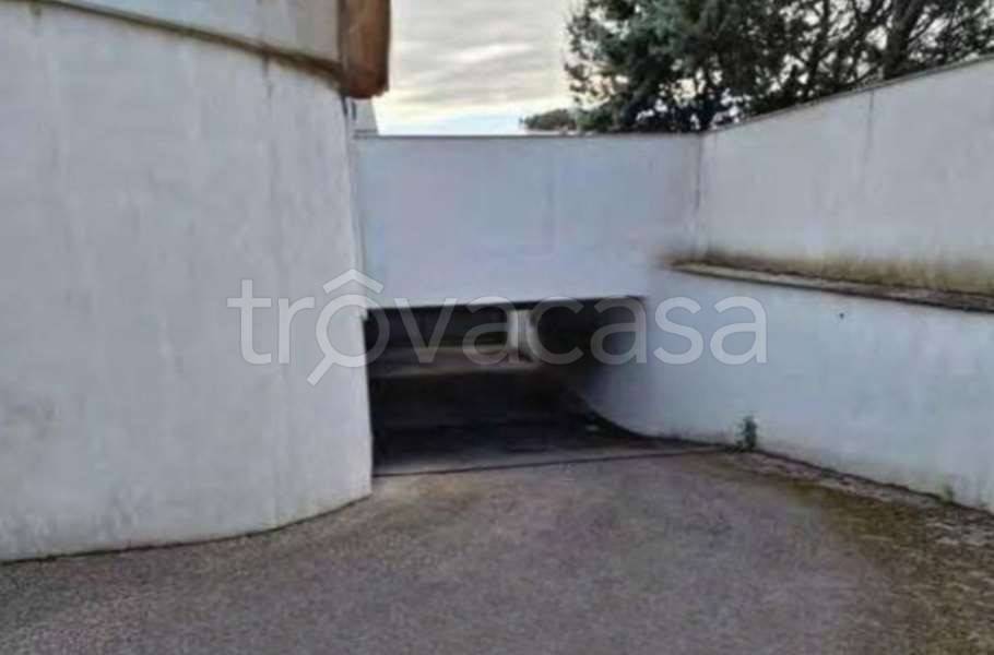 appartamento in vendita a Roma in zona Infernetto