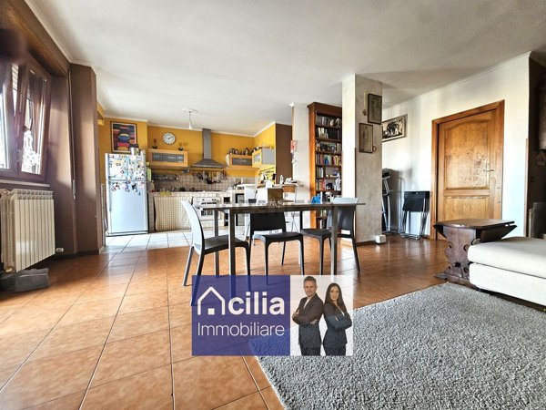 appartamento in vendita a Roma in zona Dragoncello