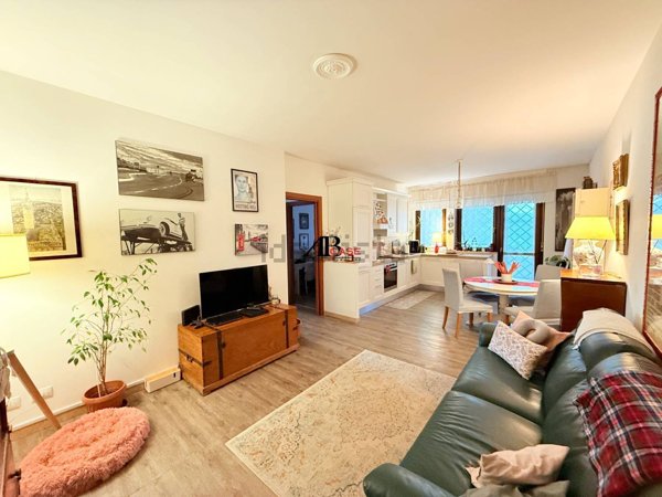 appartamento in vendita a Roma in zona Massimina/Casal Lumbroso