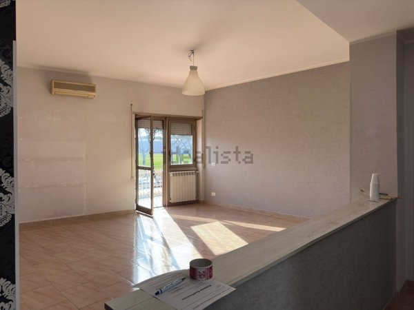 appartamento in vendita a Roma in zona Tor Bella Monaca