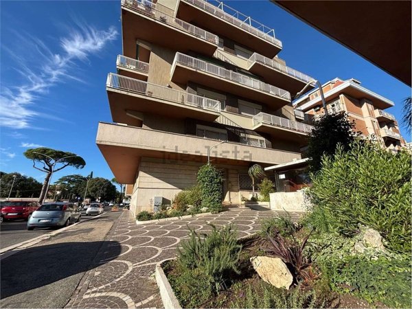 appartamento in vendita a Roma in zona Gianicolense