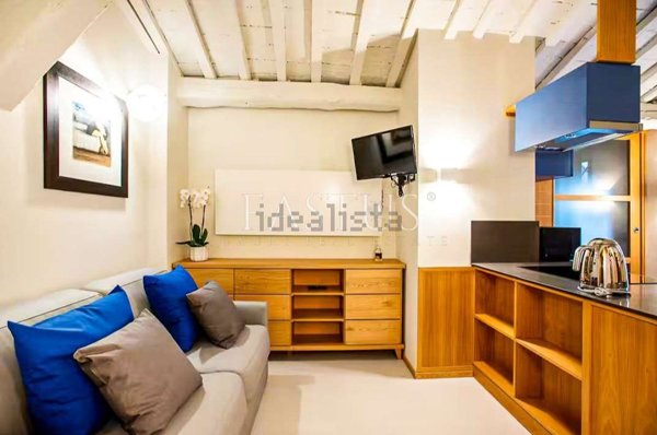 appartamento in vendita a Roma in zona San Saba - Ripa