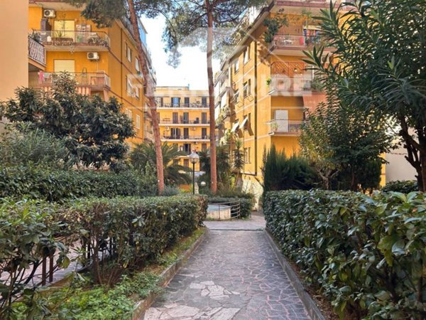 appartamento in vendita a Roma in zona Gianicolense