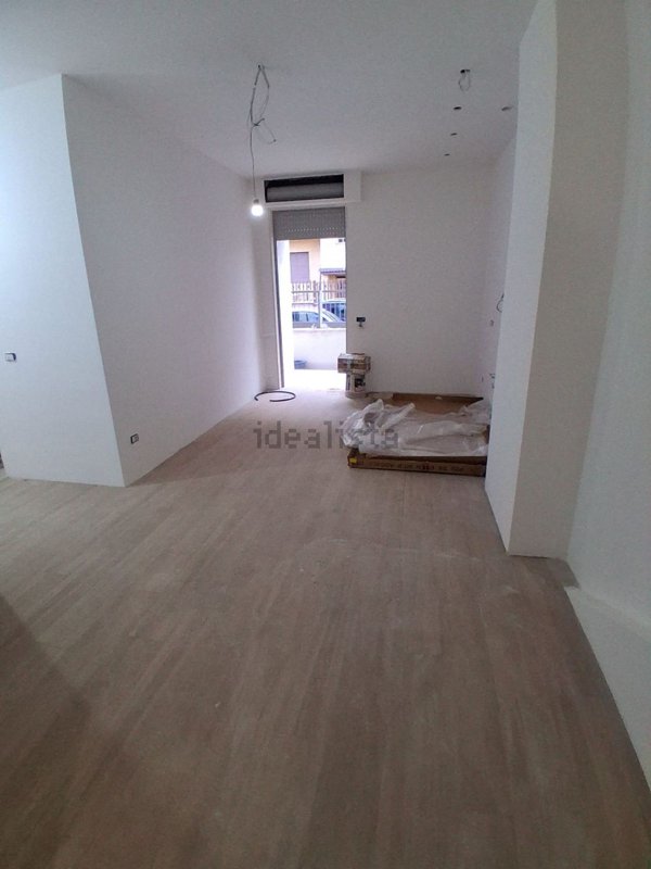 appartamento in vendita a Roma in zona Tor Bella Monaca