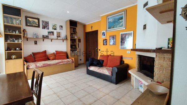 appartamento in vendita a Roma in zona Piana del Sole