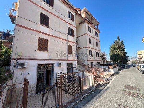 appartamento in vendita a Roma in zona Tor Vergata/Torrenova