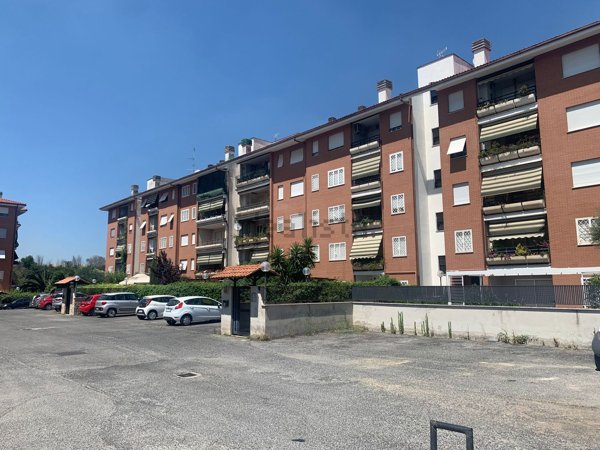 appartamento in vendita a Roma in zona Settecamini