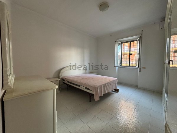 appartamento in vendita a Roma in zona Tor Bella Monaca