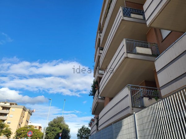 appartamento in vendita a Roma in zona Ponte di Nona