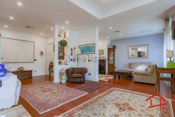 appartamento in vendita a Roma in zona Tre Pini - Poggio dei Fiori