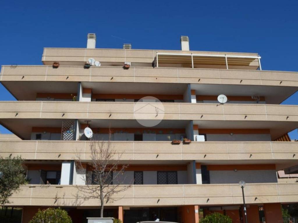appartamento in vendita a Roma in zona Ponte Mammolo