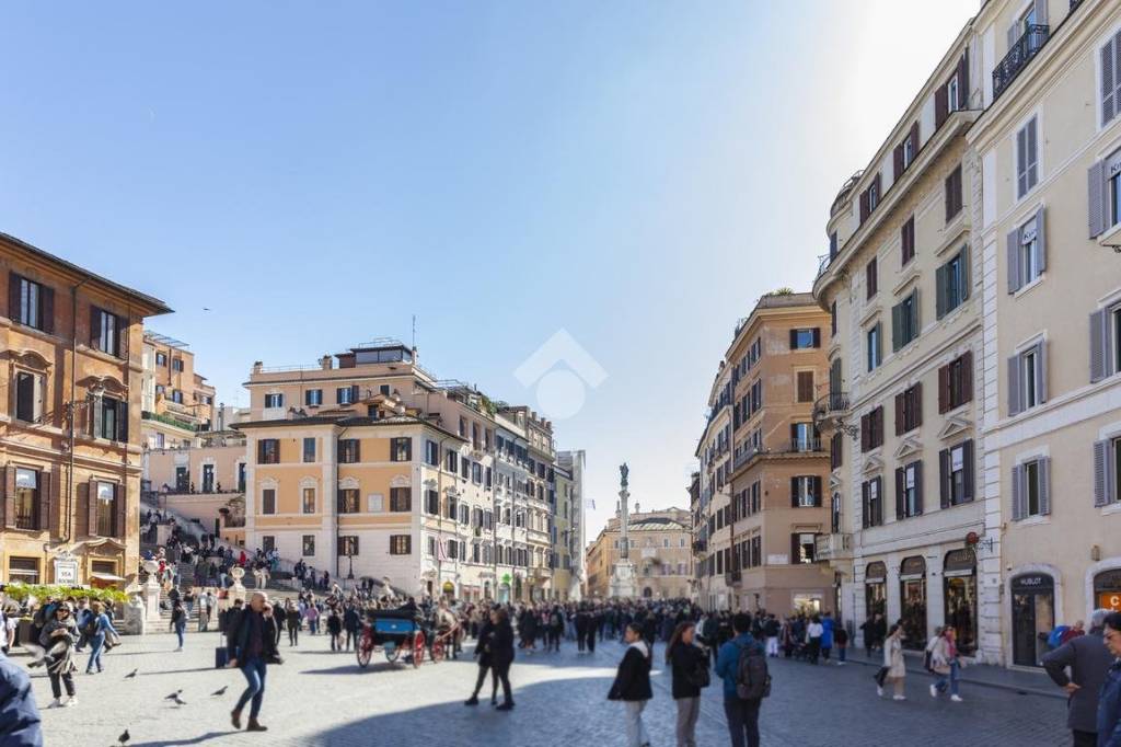 negozio in vendita a Roma in zona Campo Marzio
