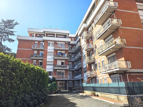 appartamento in vendita a Roma in zona Ostia