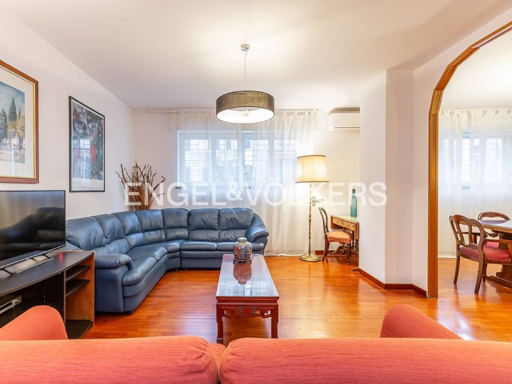 appartamento in vendita a Roma in zona Trastevere