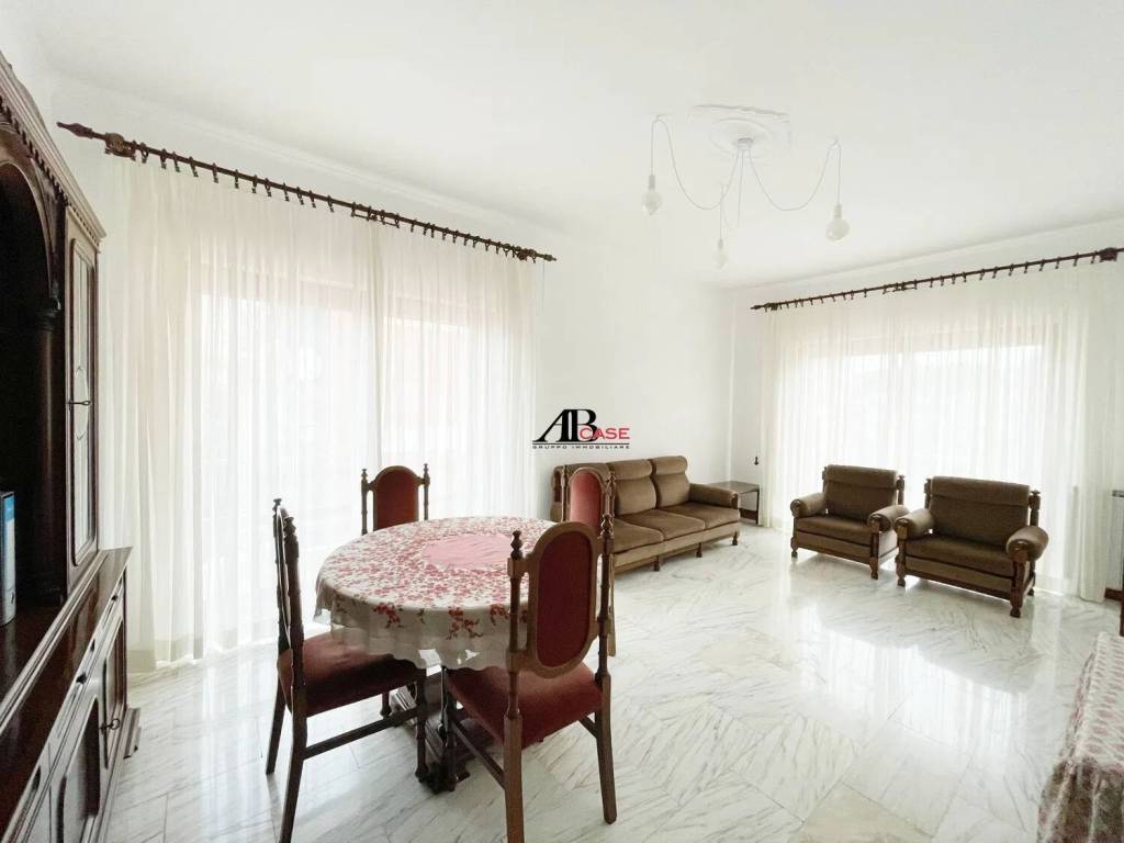 appartamento in vendita a Roma in zona Grottarossa