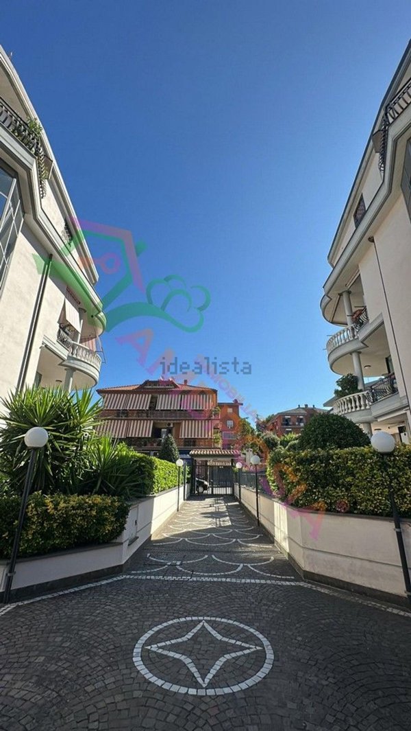 appartamento in vendita a Roma in zona Finocchio