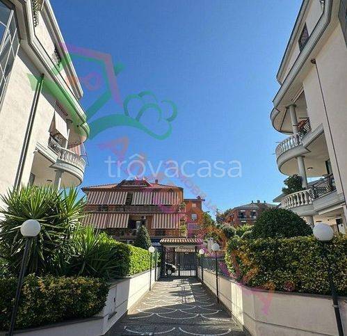 appartamento in vendita a Roma in zona Finocchio