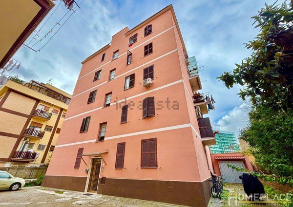 appartamento in vendita a Roma in zona Torre Maura