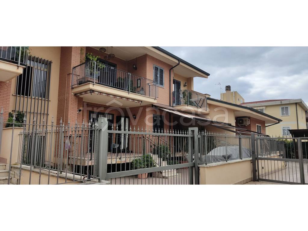 appartamento in vendita a Roma in zona Tor Sapienza