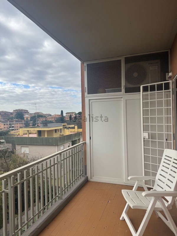 appartamento in vendita a Roma in zona Isola Farnese